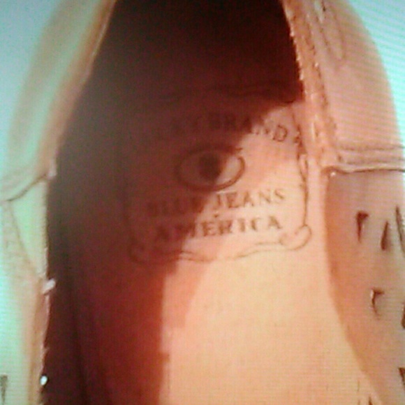 Lucky Brand Shoes - Picture 3 of 5